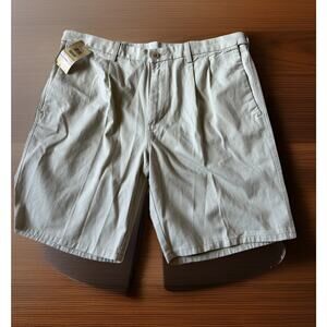 Haggar Khaki Shorts Classic American Fit Mens Size 38W Pleated Cotton Retail $48